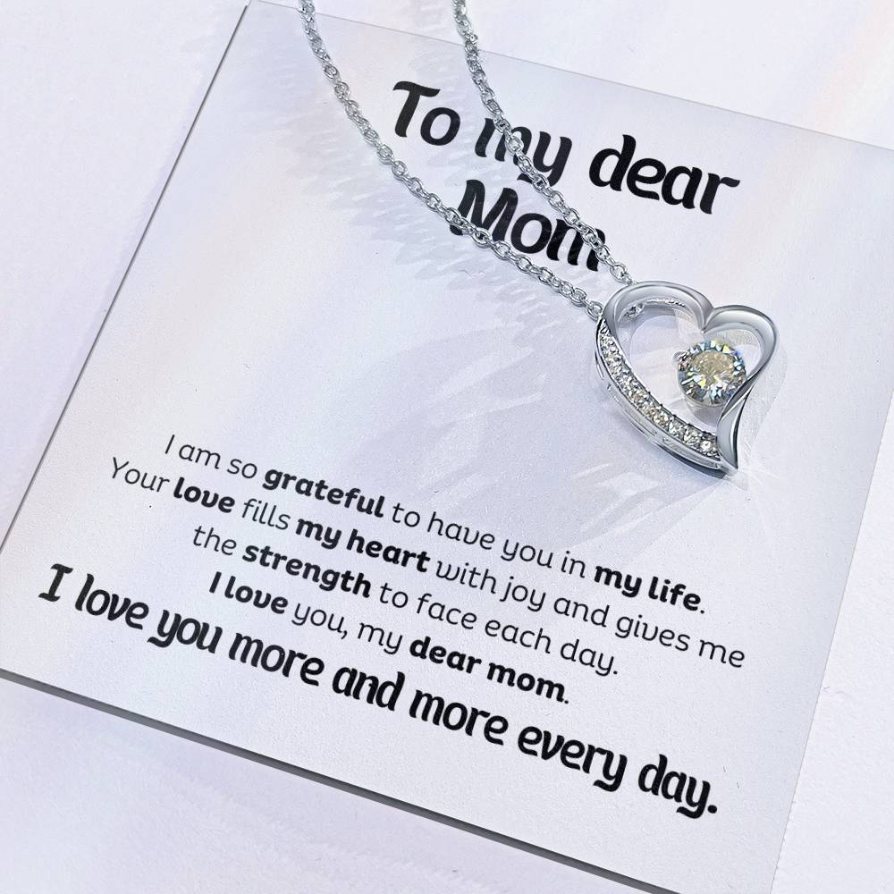 Forever Love Pendant Necklace – A Timeless Symbol of Love, The Perfect Gift for Your Mom