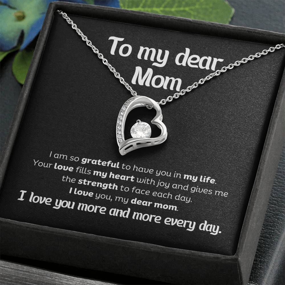 Forever Love Pendant Necklace – A Timeless Symbol of Love, The Perfect Gift for Your Mom